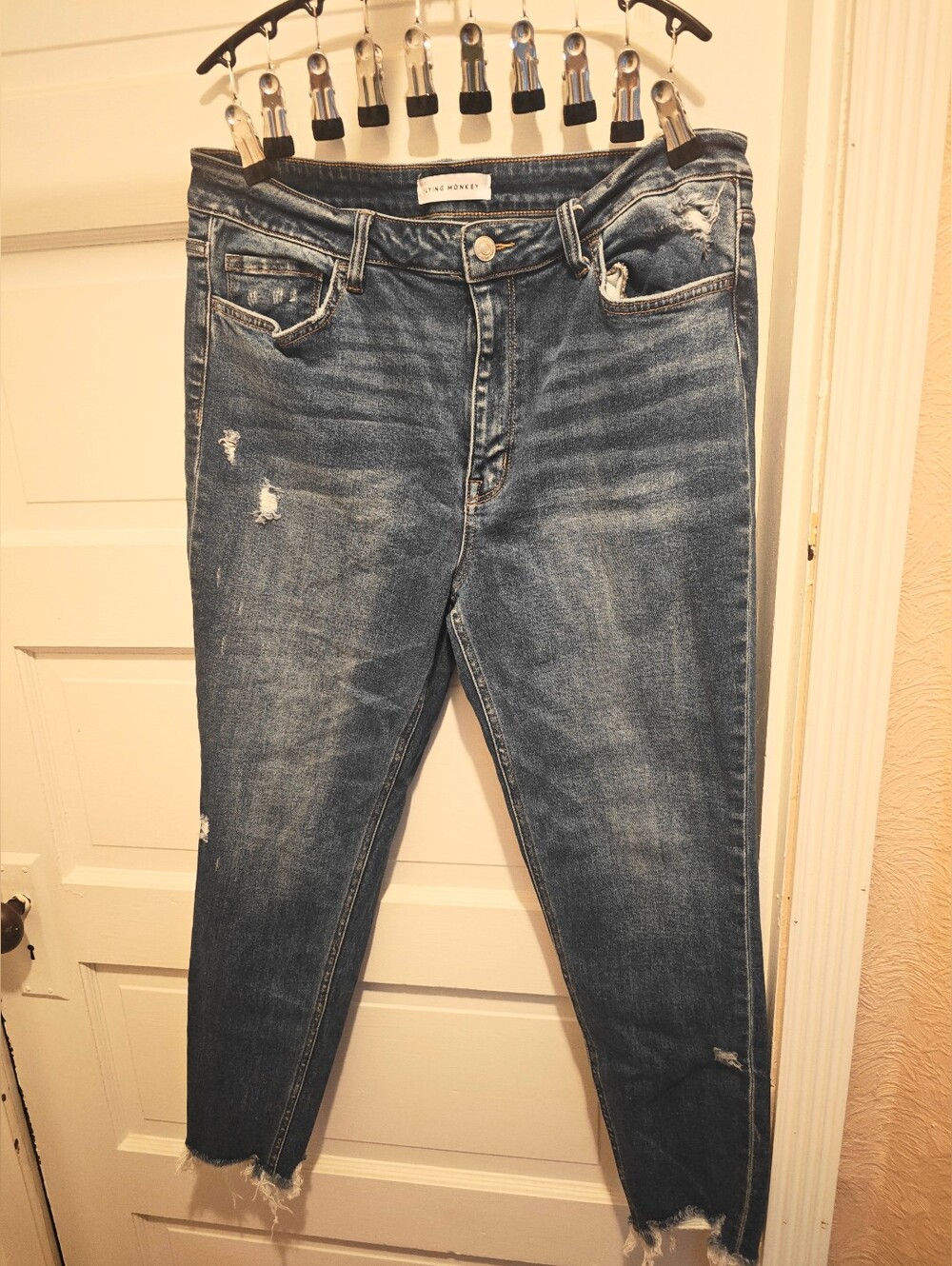 Flying Monkey Women's Skinny Blue Jeans Distressed Stretch 5-Pocket Size 32